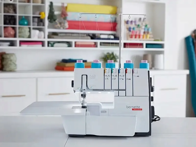 c-overlock-bernette-68-airlock-waga-z-opakowaniem-9-9-kg
