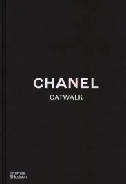 chanel-catwalk-the-complete-collections-wer-angielska