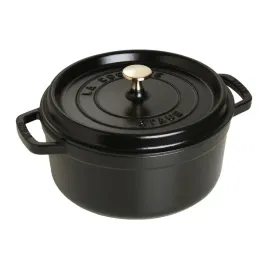 garnek-zeliwny-staub-38-l-czarny-z-pokrywa-la-cocotte