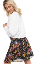 new-look-bluza-biala-klasyczna-gladka-m-1axn
