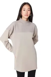 trendyol-dluga-bluza-damska-bezowa-z-golfem-i-kontrastem-s-5ea