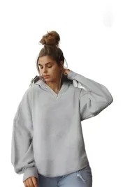 trendyol-szara-bluza-damska-z-kapturem-i-dekoltem-v-m-5ea