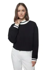 trendyol-czarna-bluza-damska-z-bialym-golfem-i-mankietami-m-5ea