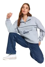 trendyol-szara-bluza-damska-z-nadrukiem-i-zamkiem-na-szyi-s-5ea
