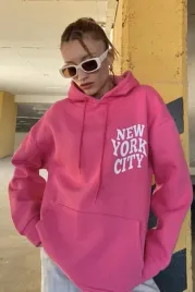 rozowa-bluza-damska-z-kapturem-i-nadrukiem-new-york-city-40-5ga
