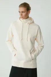 bluza-damska-z-kapturem-bezowa-z-kieszenia-kangurka-xs-5ga