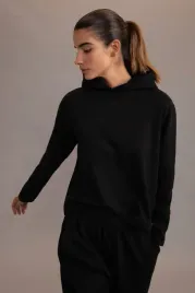 defacto-czarna-bluza-damska-z-kapturem-dlugi-rekaw-bez-nadruku-xs-5ga