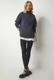 bluza-damska-z-golfem-w-kolorze-czarnym-bez-nadruku-40-5ga