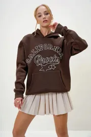 bluza-damska-z-kapturem-brazowa-z-nadrukiem-california-m-5ga