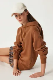 bluza-damska-z-kapturem-w-kolorze-brazowym-z-dlugim-rekawem-36-5ga