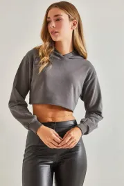 krotka-bluza-damska-z-kapturem-szara-bez-nadruku-bawelna-l-5ga