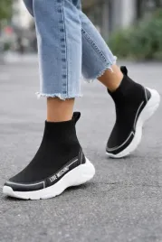 love-moschino-czarne-sportowe-buty-z-elastycznej-dzianiny-39-i3a