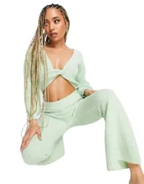 sweter-damski-zielony-casual-klasyczny-38-1ude