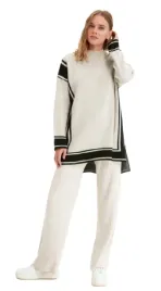 trendyol-sweter-damski-z-golfem-bezowy-z-czarnym-wzorem-40-42-5-a