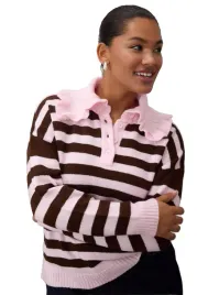 trendyol-paskowany-sweter-z-falbankowym-kolnierzem-plus-size-4xl-opa