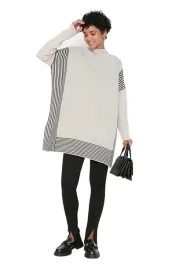 trendyol-sweter-damski-luzny-bezowy-w-paski-z-golfem-s-5ea
