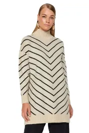 trendyol-sweter-damski-bezowy-w-paski-z-golfem-prosty-s-5ea