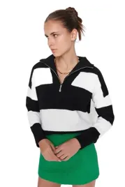 trendyol-sweter-damski-w-paski-z-zamkiem-na-stojce-s-5ea