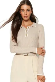 trendyol-bezowy-sweter-damski-prazkowany-z-kolnierzykiem-i-guzikami-s-5ea