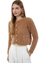 trendyol-krotki-brazowy-sweter-z-guzikami-i-futerkowa-faktura-s-5ea