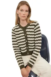trendyol-sweter-damski-krotki-w-paski-z-guzikami-s-5ea