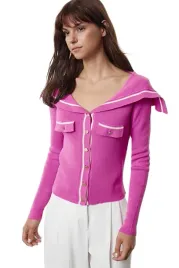 trendyol-rozowy-sweter-damski-z-dekoltem-w-szpic-i-guzikami-m-5ea