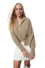 trendyol-sweter-damski-bezowy-z-zamkiem-i-kolnierzykiem-s-5ea