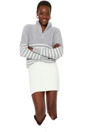 trendyol-sweter-damski-bezowy-w-paski-z-zamkiem-i-warkoczami-m-5ea