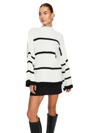 trendyol-sweter-damski-bezowy-z-golfem-i-zamkiem-m-5ea