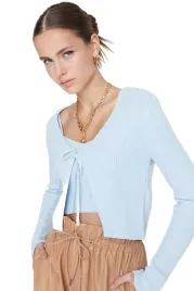 trendyol-sweter-damski-krotki-wiazany-w-przod-niebieski-s-5ea