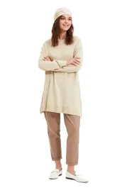 trendyol-dlugi-bezowy-sweter-damski-z-okraglym-dekoltem-m-5ea
