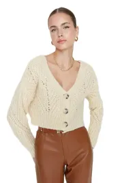 trendyol-krotki-sweter-damski-azurowy-z-guzikami-bezowy-m-5ea