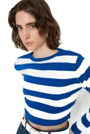 trendyol-krotki-sweter-damski-w-paski-niebiesko-bialy-m-5ea