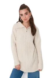 trendyol-sweter-damski-bezowy-z-warkoczowym-wzorem-i-zamkiem-m-5ea