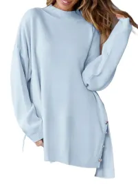sweter-damski-luzny-z-golfem-i-guzikami-blekitny-48-1la