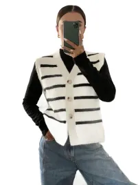 sweter-bez-rekawow-w-paski-z-guzikami-do-bioder-s-1la
