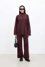 sweter-damski-z-golfem-luzny-brazowy-50-bawelna-50-akryl-s-m-5ga