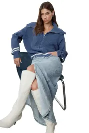 trendyol-sweter-damski-niebieski-z-zamkiem-i-paskami-na-rekawach-m-5ea