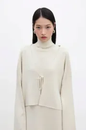 sweter-damski-bezowy-z-golfem-i-wiazaniem-na-przodzie-s-m-5ga