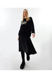 czarny-sweter-damski-z-napisem-wow-dlugi-rekaw-l-5ga