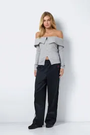 noisy-may-szary-sweter-damski-z-falbana-na-jedno-ramie-xs-5ga