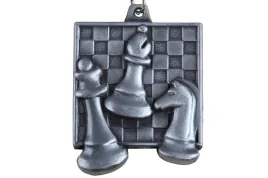 medal-szachowy-metalowy-kwadratowy-srebrny-kolor