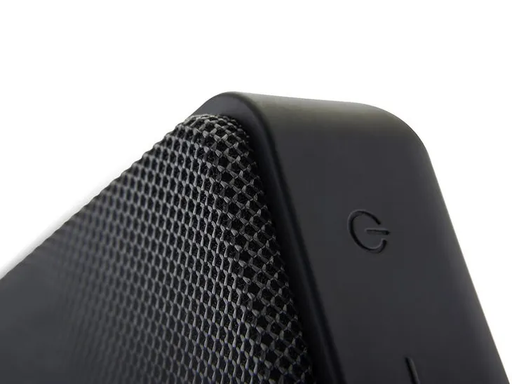wilson-one-xd-glosnik-bluetooth