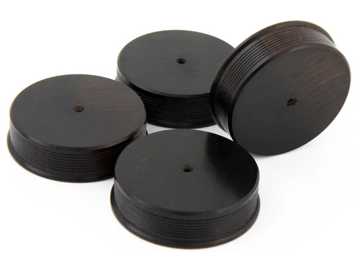 atlas-mccallum-isolators-black-izolatory