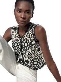 shein-bezowa-bluzka-bez-rekawow-z-czarnym-wzorem-40-42-1ha