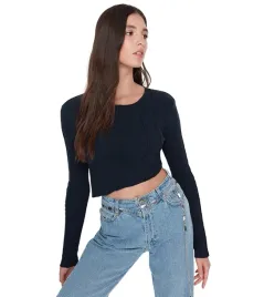 trendyol-granatowa-dopasowana-bluzka-z-prazkowanego-materialu-36-6ba