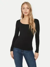 vero-moda-czarna-bluzka-z-dlugim-rekawem-i-okraglym-dekoltem-s-6ea
