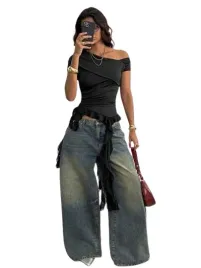 shein-czarna-bluzka-z-falbana-na-ramionach-i-dolu-40-42-1jc