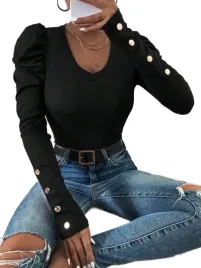 shein-czarna-bluzka-z-guzikami-na-rekawach-z-dekoltem-v-40-42-1la
