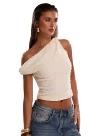 shein-kremowy-top-na-jedno-ramie-z-azurowymi-kuleczkami-38-1hb